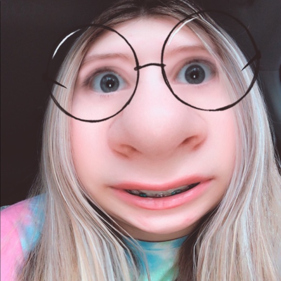 Meet your Posher, Taryn - Picture 1 of 1